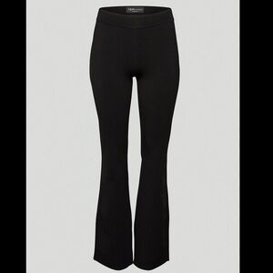 NWT Ten by Babaton
Paramount Pant